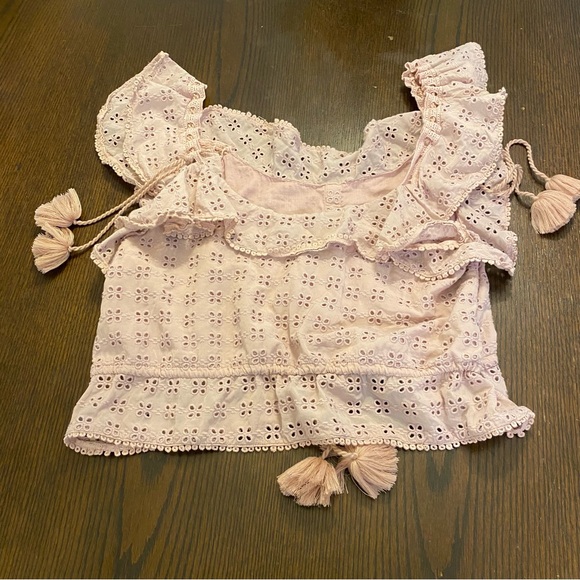 Love Sam Mauve Pink Eyelet Lace Ruffle Tassel Tie Top Size Small - Picture 5 of 7